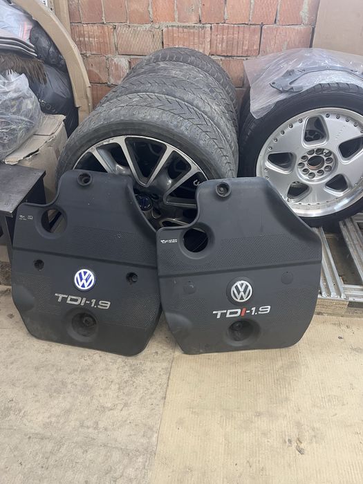 Кришка мотору vw
