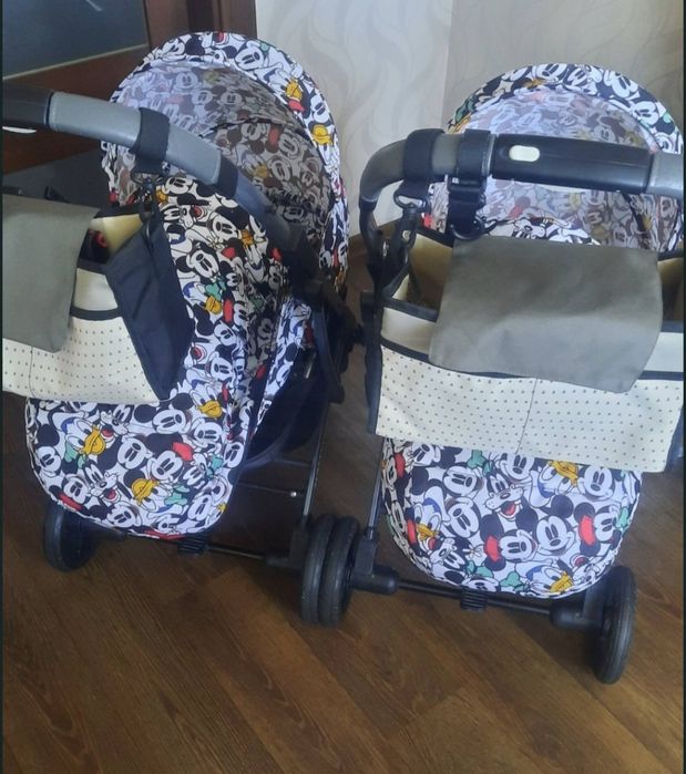 Продається коляска (дві) для двійні б/в, але в ідеальному стані.