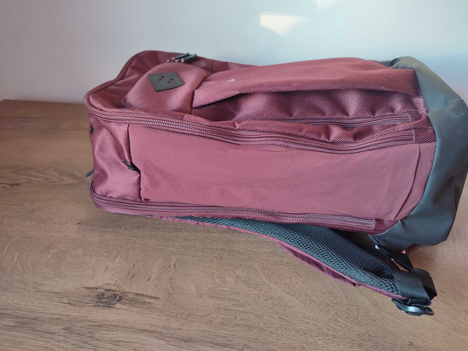 Plecak turystyczny Quechua Escape 500 23 l