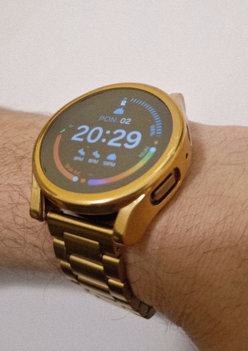 Galaxy Watch 4 40mm + 3 paski