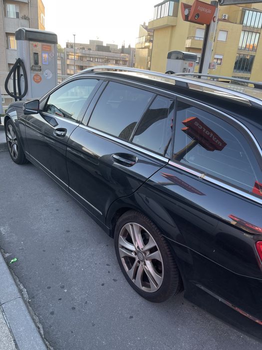 Mercedes-Benz C 180 — fotografia 4