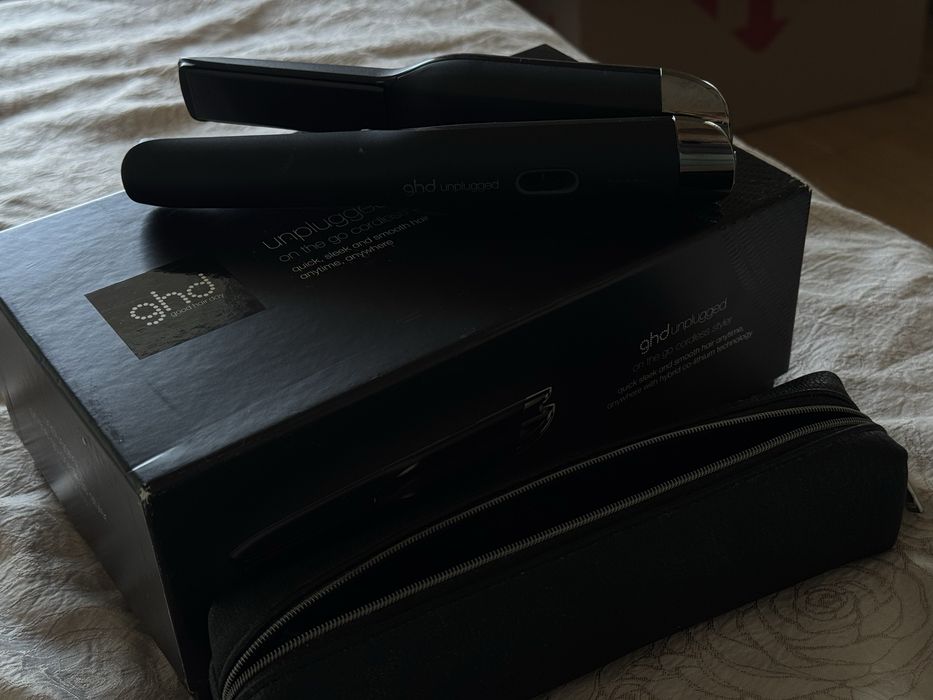 GHD міні-дорожний утюжок для волосся