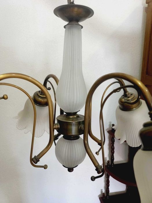 Candeeiro Antigo em bom estado