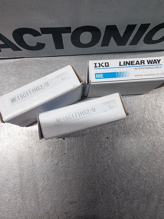 Wózek prowadnicy liniowej IKO Linear Way ME15