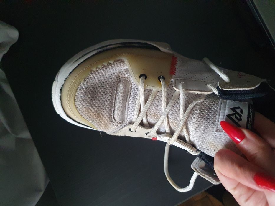 Кроссовки  для баскетбола