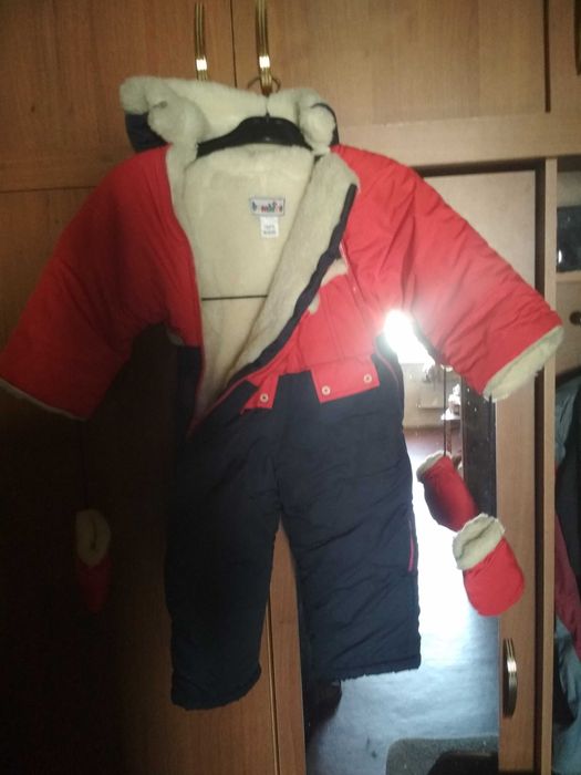 Комбинезон на нат.меху с рукавичками разм.92,Bombino.