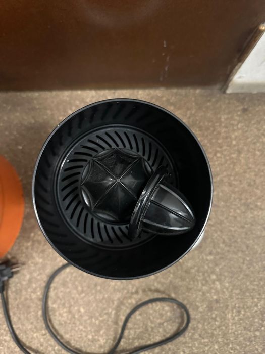 Expremedor profissional de citrinos.