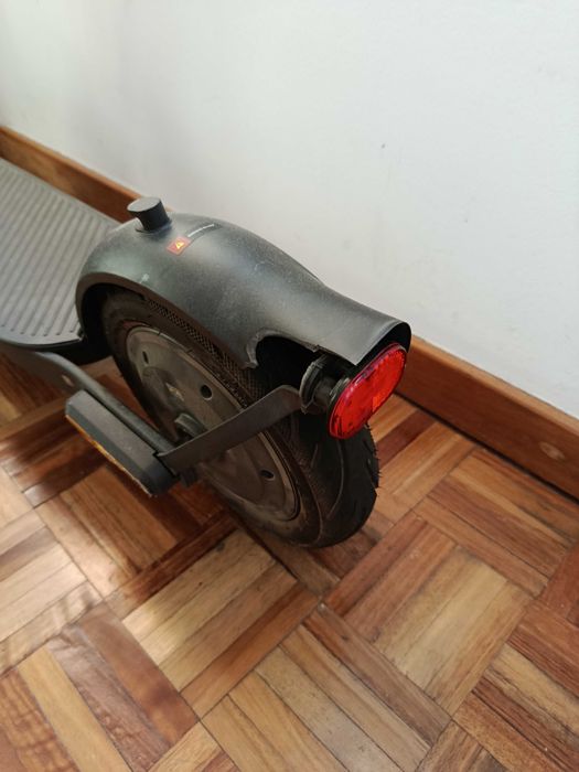 Trotinete Xiaomi scooter elite