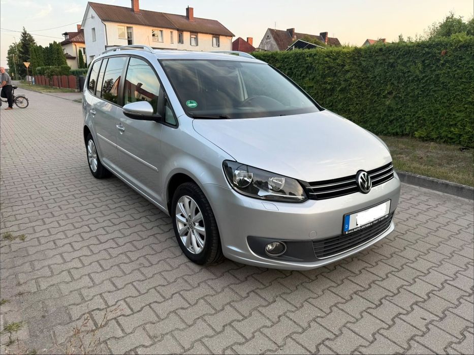 Volkswagen Touran Highline 2.0 TDI 140Km 2012r Panorama Alufelgi Kamera Bezwypadkowy