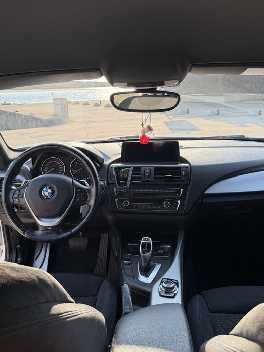 Bmw 125i.