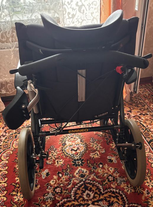 Інвалідний візок Handicare EMINEO (Швеція)