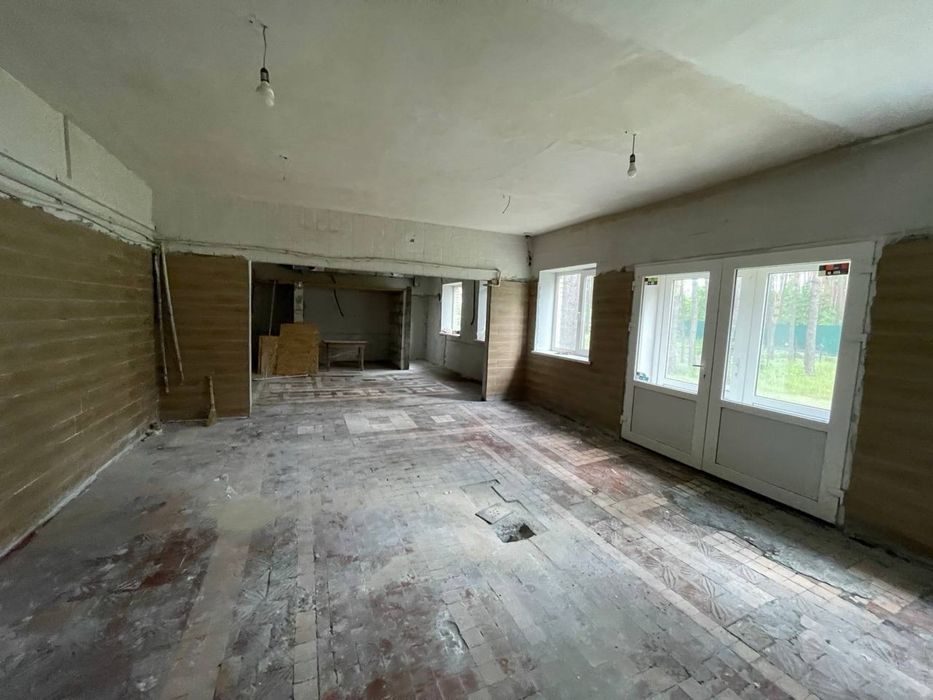 Оренда приміщення в 280м² в центрі с. Білогородка