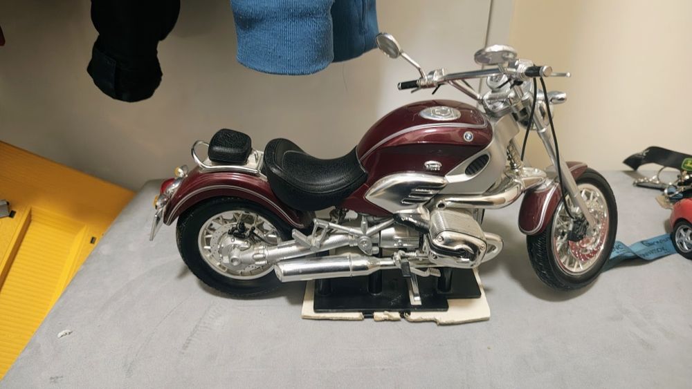 Model motocykl bmw 1:6