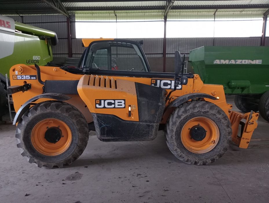 Ładowarka teleskopowa JCB 535-95