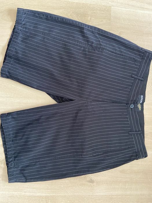 Smog L męskiw szorty chinosy krótkie spodenki czarne prążek