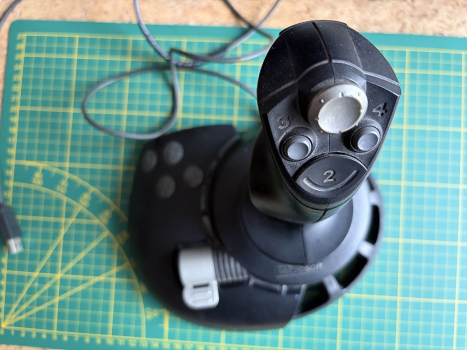 Joystick Microsoft Sidewinder Precision 2