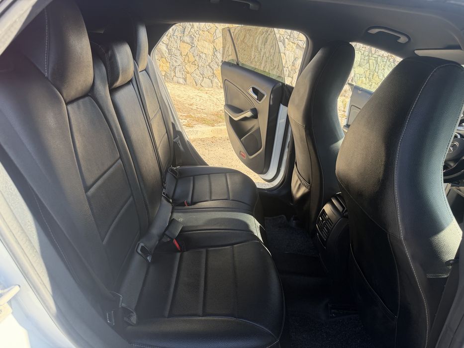 Mercedes Cla 220 como novo — photo 4