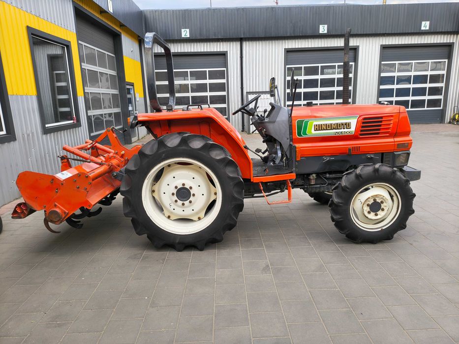 Японський трактор Hinomoto Nx 400, Kubota GL 400