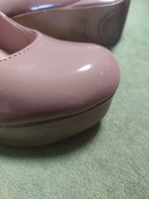 Туфли на каблуке 37р.