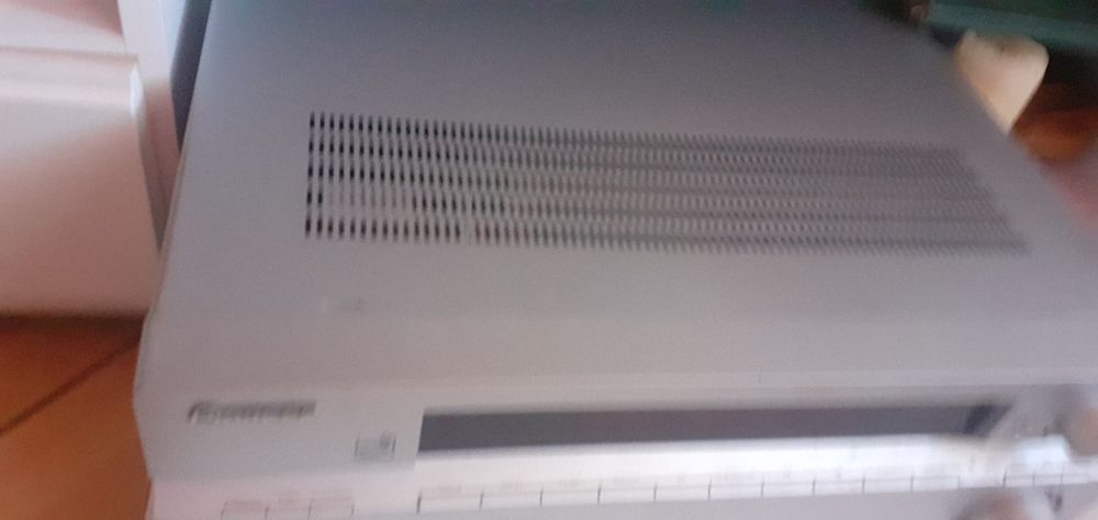 Ресивер фірми"Pioner"