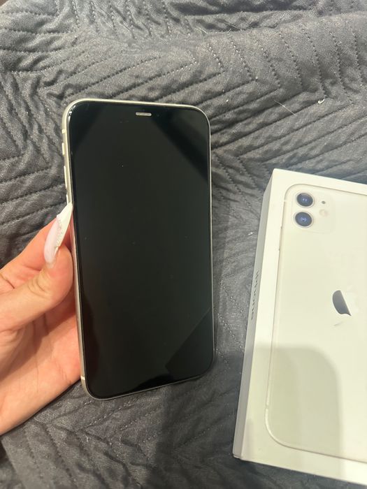 iphone 11 64gb stan bardzo dobry