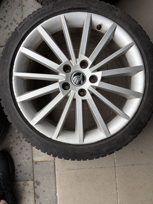 Oryginalne Alufelgi Skoda 18" 5x112 | Proste, Oryginał VAG | Octavia Superb