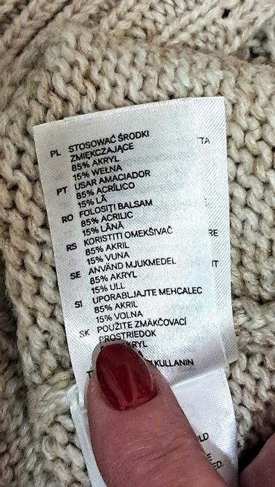 Sweter H&M z wełną M oversize beż ecru warkocze