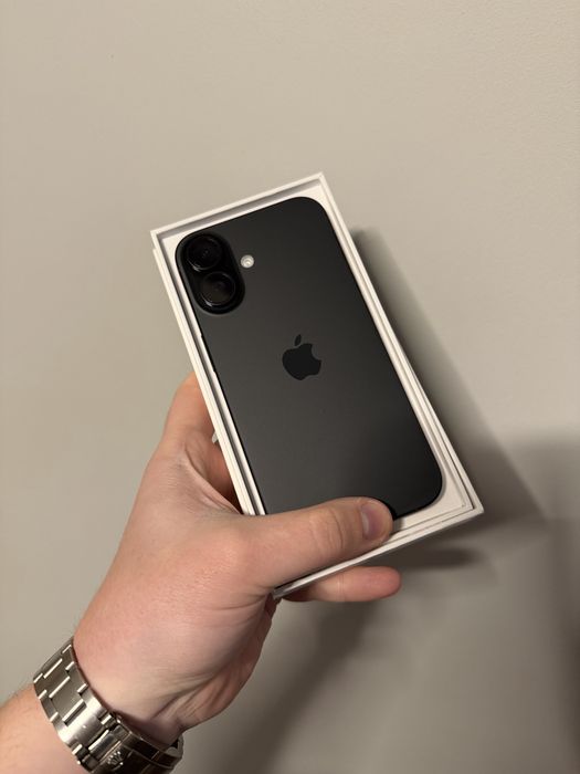 Apple iPhone 16 128Gb. ( Black )