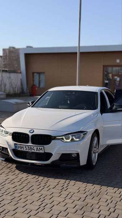 Продам BMW F30 320d рестайлінг