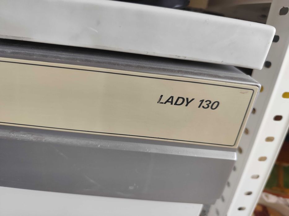 Máquina de lavar Loiça semi-encastre - Siemens / Lady 130