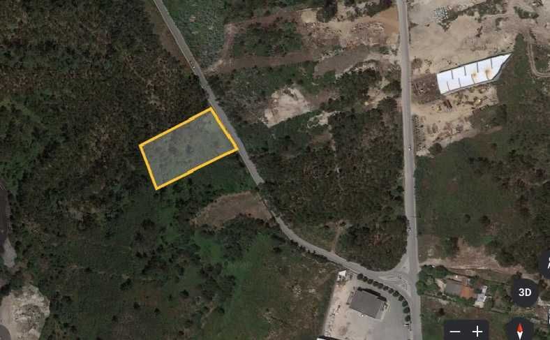 Terreno florestal 1800m2