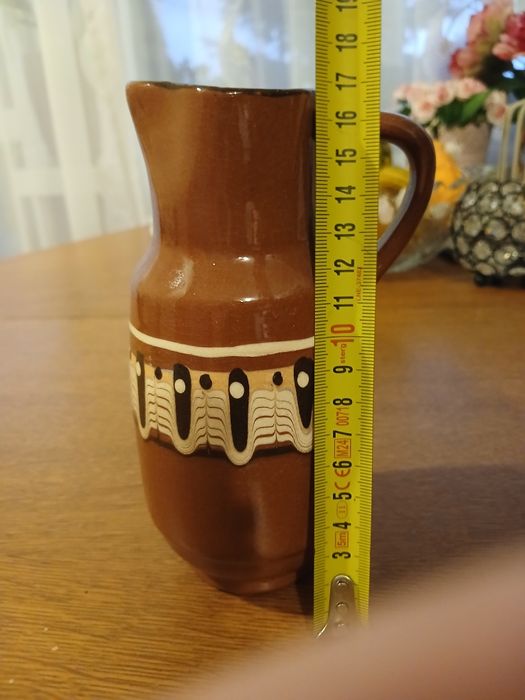 Ceramiczny dzbanek