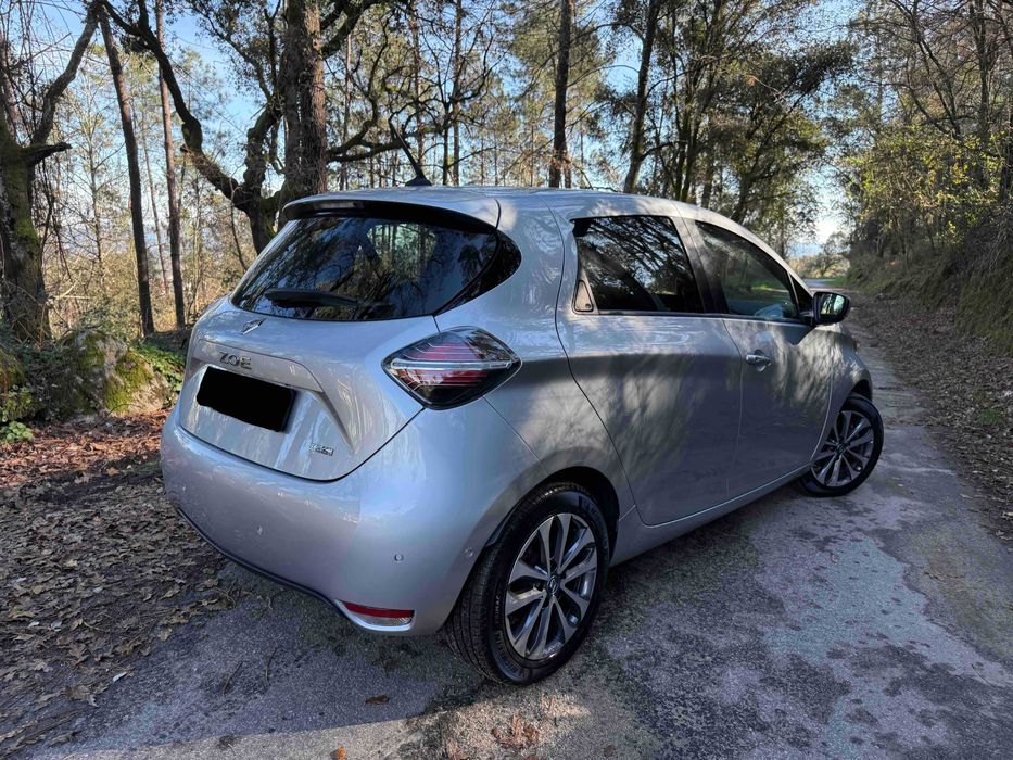 Renault Zoe 52 kWh Intens CCS IVA dedutivel 194,68€ mês