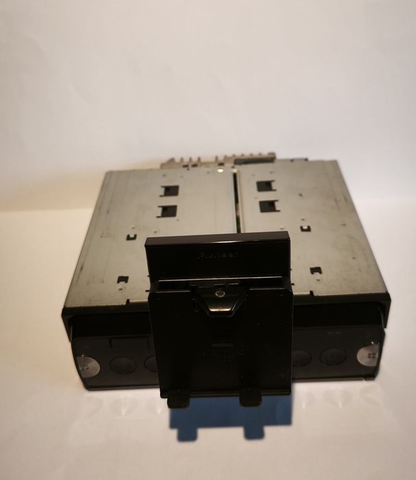 Radio Pioneer SPH-10BT z uchwytem