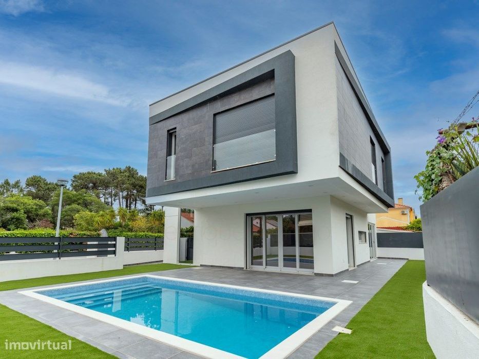 Moradia T3 Nova com Piscina e Garagem na Charneca da Cotovia, Sesimbra