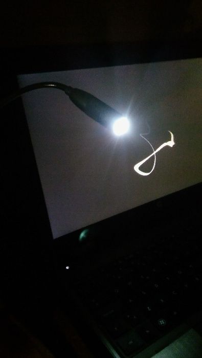 Candeeiro LED de escritório - prenda