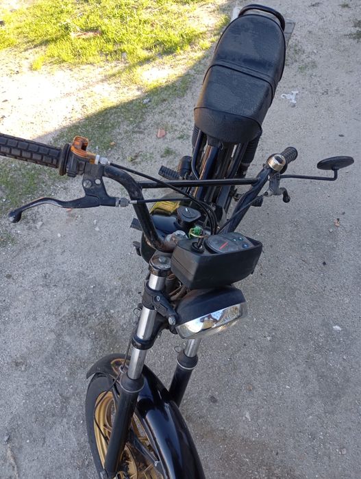 Vendo mota casal boss
