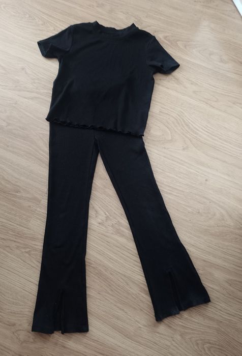 Komplet prążkowany Reserved