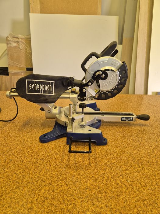 Piła ukośnica przesuwna Scheppach HM80LXU