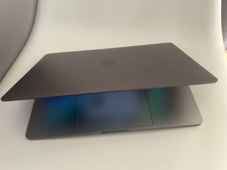 Apple Macbook Pro A1989 i5 2.4Ghz 8GB 512SSD Jak nowy!
