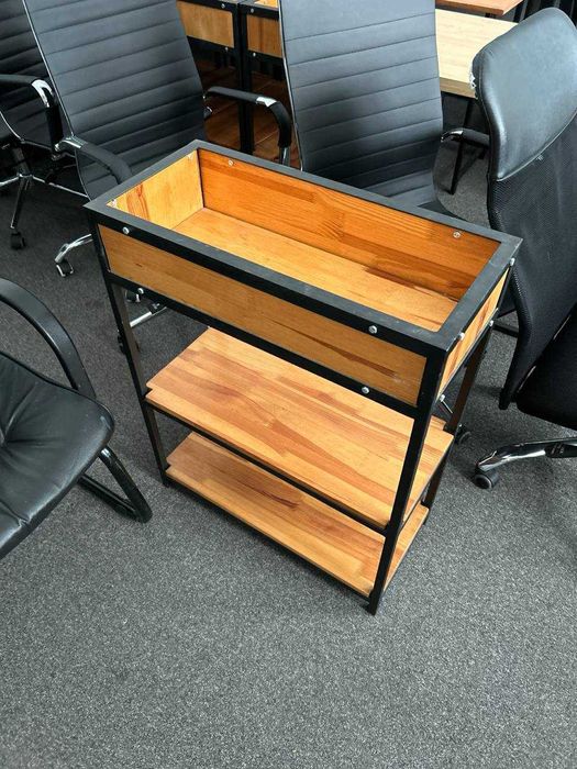 РОЗПРОДАЖ стільці, офісні тумби, техніка,крісла столи дивани техніка