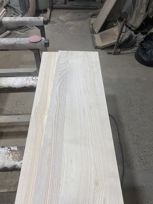 Сходини підсходини та комплектуючі для сходів , щити , сходи , ступені