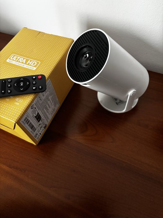 Projetor Portatil HY300 HD1280 NOVO