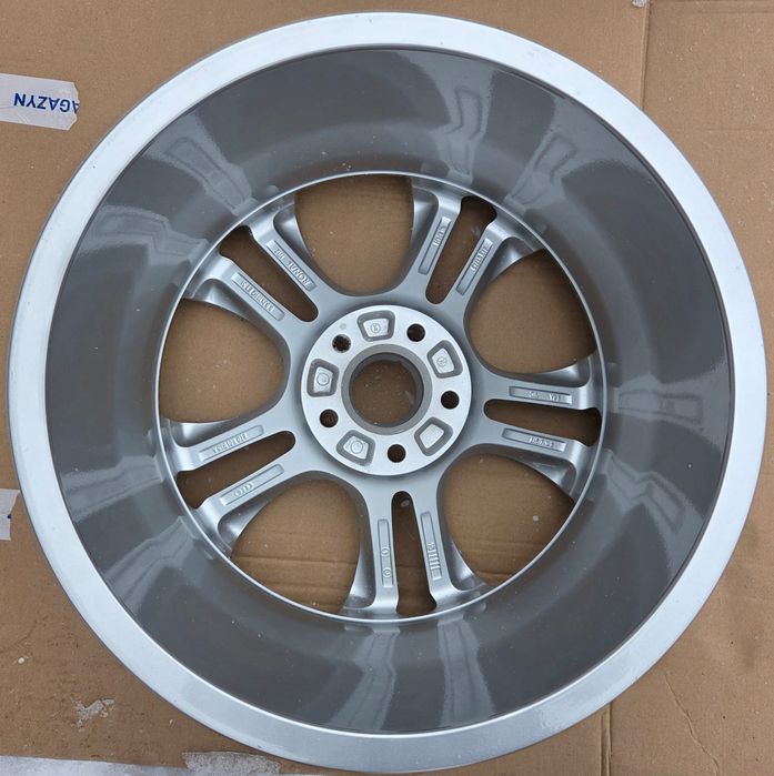 Felga Oryginał Audi A4 A5 A6 A7 Q5 8Jx18 ET31 5x112 8T0.601.025.A