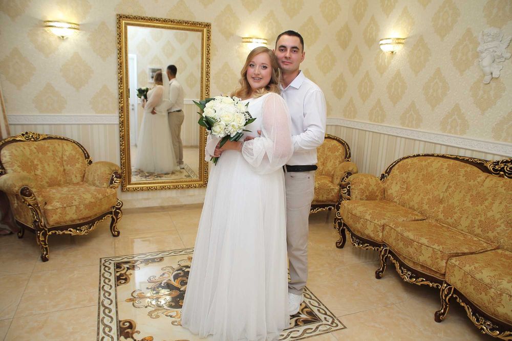 Ведущая и музыка=5000гр.Фото+Видео.Свадьбы.Корпоратив .Дети -1годик