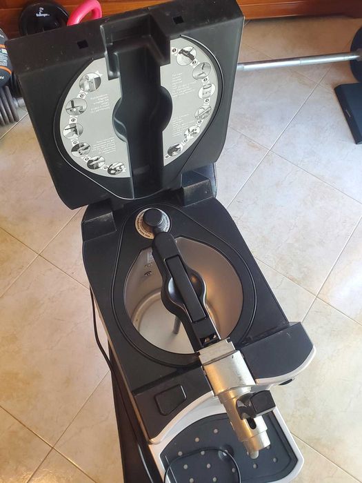 Dispensador de cerveja BIER MAXX - Necessita de reparo.