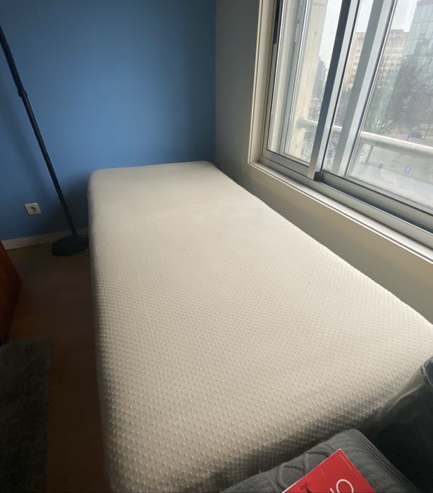 Sommier de solteiro do Ikea