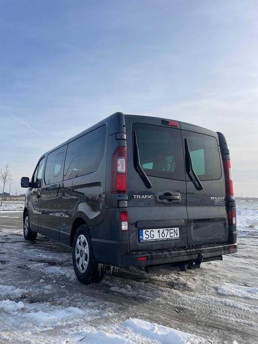 Wynajem 9-osobowego Renault Trafic -  od 240 zł/doba