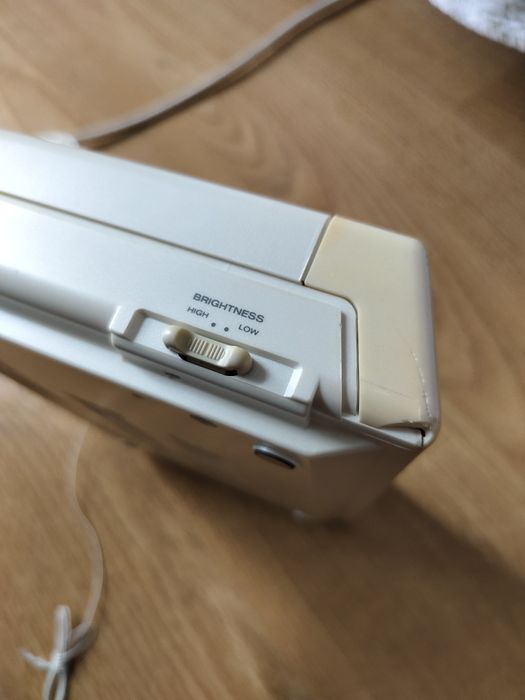 Philips D3700 радіоприймач, програвач на касети, годинник