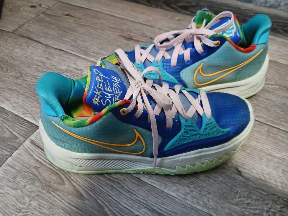 シューズ(男性用) Kyrie Low 4 Nike Kyrie Low 4 Grapes White Laser Blue Men 11 Basketball